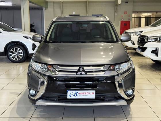 MITSUBISHI OUTLANDER 2.0 COMFORT 16V GASOLINA 4P AUTOMÁTICO